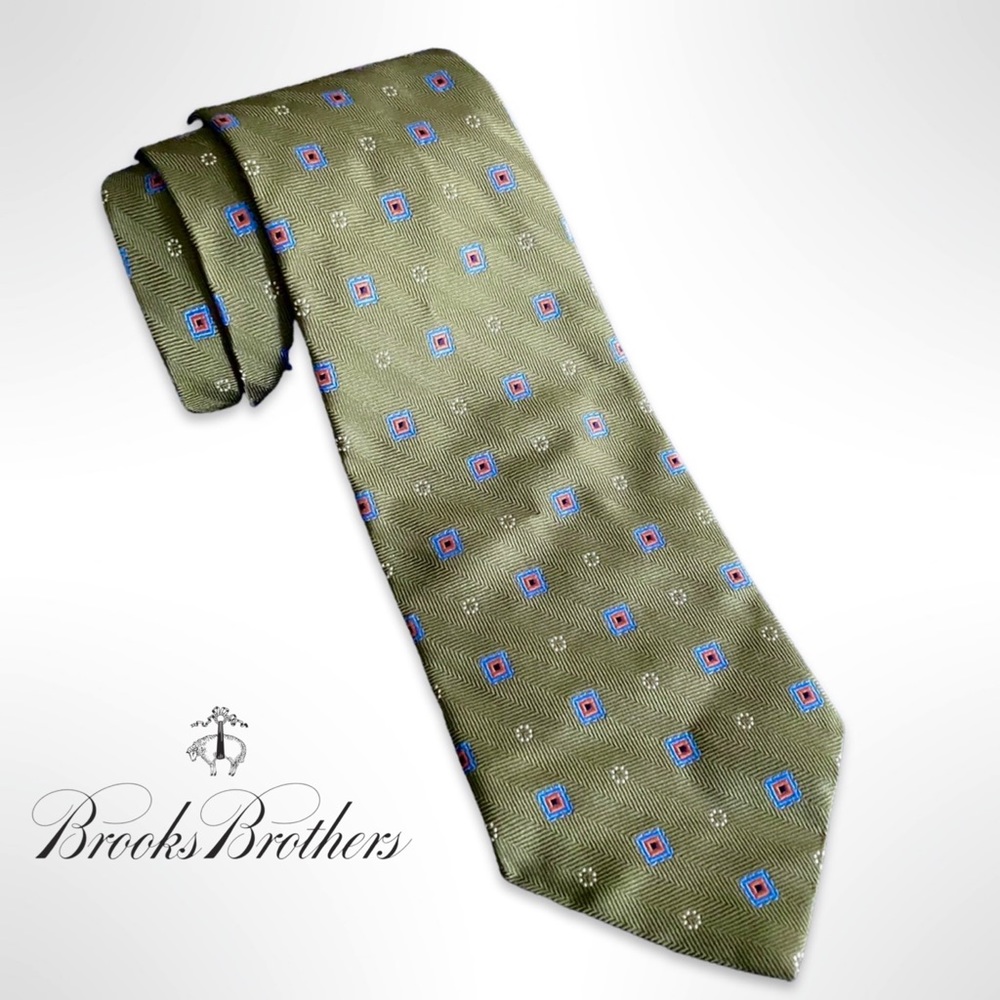 Brooks Brothers 346 | NWOT Luxury Olive Green & Blue Embroidered Silk Tie